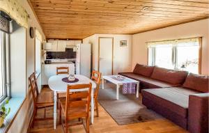 Awesome Home In Eldsberga With Kitchen