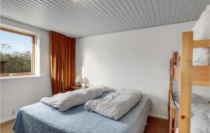 Cozy Home In Nexø With House Sea View