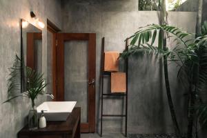 Jamu Surf Lodge