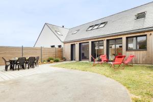 Maisons de vacances Ancien Atelier Maison Style & Moderne Guerande : photos des chambres