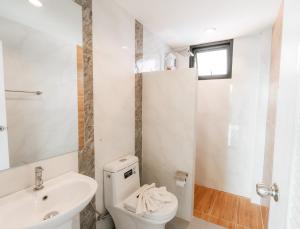 ดิ เอเวอร์เรส พูลวิลล่า เขาใหญ่ The Everest Pool Villa Khaoyai