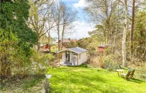 1 Bedroom Awesome Home In Frillesås - Gällinge