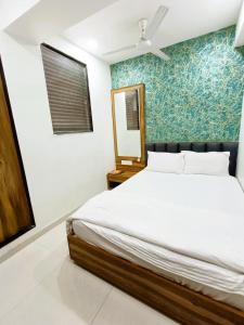 HOTEL TAPOVAN IN