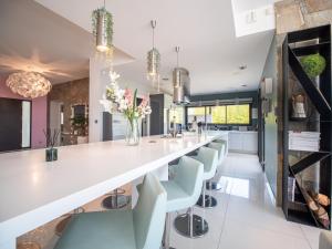 PRESTIGIEUSE villa avec SPA vue horizon mer proche Montpellier
