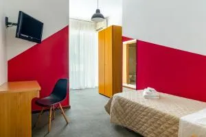 UniHo Hostel - Borgarello