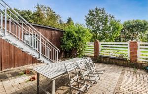 3 Bedroom Gorgeous Home In Neukloster