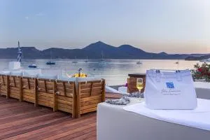 Ble Oneiro villa CRYSTAL - Adamas