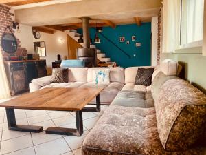 Superbe Villa avec piscine , 3 chambres et dépendance