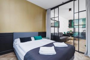 Podgórze Golden Oriole Apartment Cracow by Renters Prestige