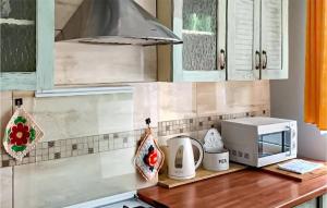 Beautiful Apartment In Zielona Góra