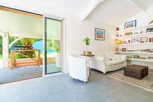 B&B / Chambres d'hotes Villa La Conciergerie a Biarritz, avec Fronton pour Pelote Basque, Boulodrome, Bar-Comptoir : Villa Supérieure