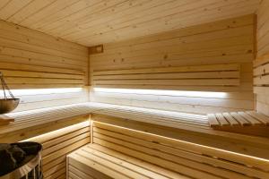 House for 20 people with a private SPA and bar Koma House