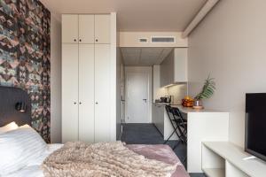 Hugo Apartment Hotel