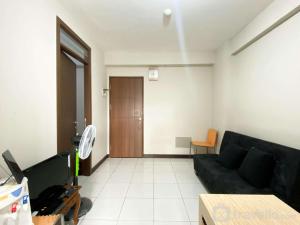Basic 2BR at Lagoon Bekasi Town Square Apartment By Travelio