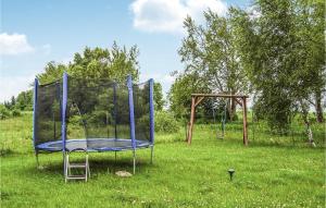 2 Bedroom Lovely Home In Osieki