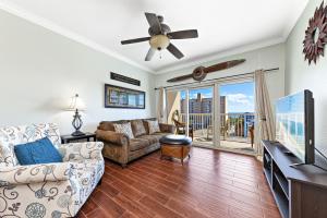 Crystal Tower Condos