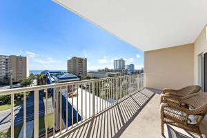 Crystal Tower Condos