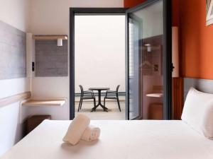 Superior Double Room with Patio room in Ibis Budget Madrid Centro Lavapies