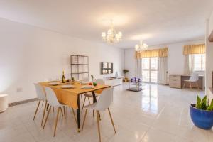 Villa Swieqi with shared facilities 107 - Happy Rentals