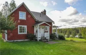 2 Bedroom Lovely Home In Sunne - Sunnemo