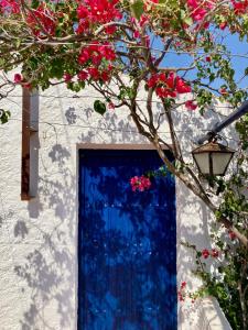Cortijo de la Fuente con vistas impresionantes y playas a 20 minutos