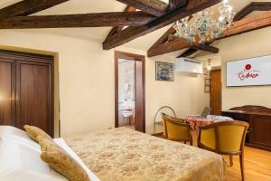 Deluxe Triple Room room in Hotel Ca' Alvise