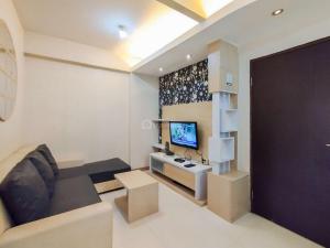 Best Deal and Comfy 1BR Apartment Gateway Ahmad Yani Cicadas By Travelio