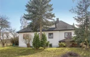 Gorgeous Apartment In Schönecken - 弗莱灵恩