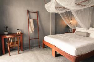Jamu Surf Lodge