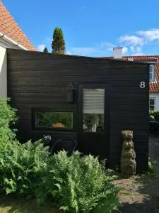 Minihus til havn, strand, vand og by i Gilleleje - Gilleleje