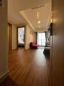 gold coast Italian room 1br sofa bed netflix - Muarakarang