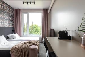 Hugo Apartment Hotel