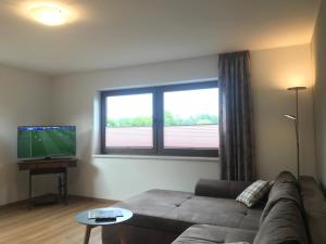 Maxi-Apartment Bodanum - mit eigener Terrasse - naturnahe Ortsrandlage - VDSL - 10 min zum Nürburgring