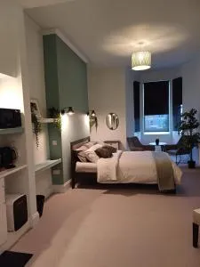 Crescent House - Millbrook