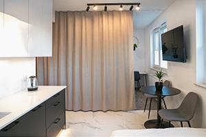 UR4N Apartment - Heltmana