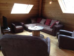 Appartements Les Combles - Saint Etienne de Cuines : photos des chambres