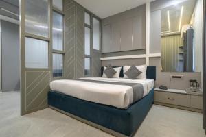 Hotel Miracle 2KM FROM MAHAKAL TEMPLE