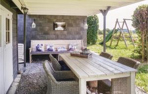 Holiday Home Wibrin With Fireplace 02