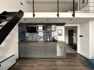 Contemporary Jindřišská Apartment