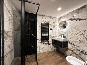 Contemporary Jindřišská Apartment