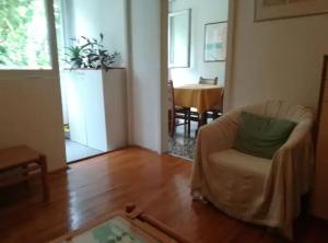 Friendly Well Located Family Apartment