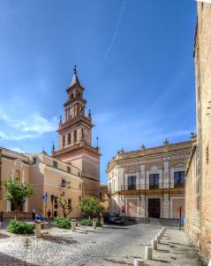 Plaza Lasso, 1, 41410 Carmona, Spain.