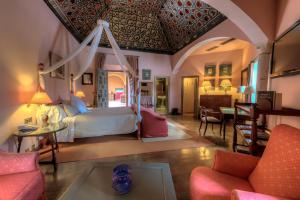 Casa Palacio De Carmona