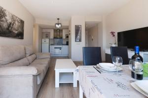 1235 BLAUMARINA con piscina - Apivend Immo