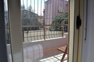 Kelas Sunny Apartment & Parking