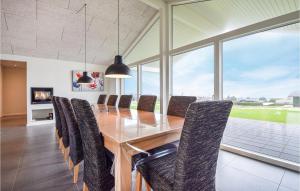 Nice Home In Faaborg With Kitchen