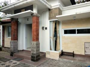 A 2 Bedrooms Lovely House Close to Saba Beach