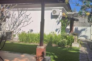 A 2 Bedrooms Lovely House Close to Saba Beach