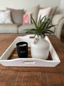 Seaside Chic! Modern Cosy Home