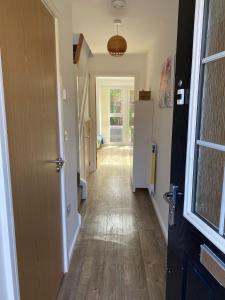 Modern House with Parking, Close to Train, City, Airport